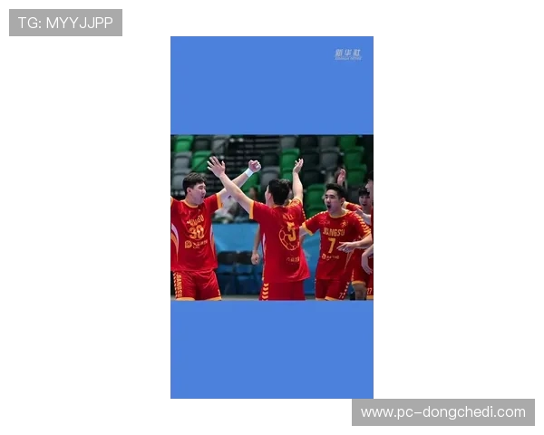 江苏队冲击全运会垒球五连冠，新老搭配阵容亮相中山