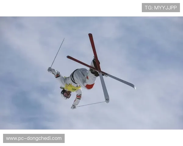 国际雪联自由式滑雪空中技巧世界杯12月移师中国崇礼